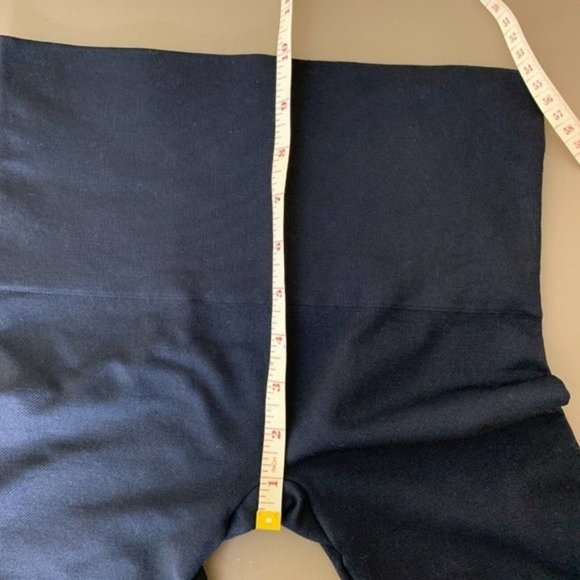 Spanx dark navy Cropped Leggings M 23" Slimming Stretch Shapewear Pants - Picture 7 of 8